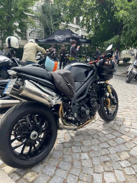 Triumph Speed Triple 1050 | Mobile.bg    3