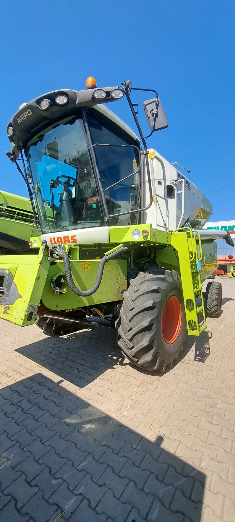 Комбайн Claas Avero 240 - изображение 2