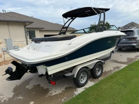 Моторна яхта Sea Ray 210 spx, снимка 5 - Воден транспорт - 52841116