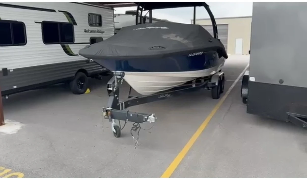 ������� ���� Sea Ray 210 spx | Mobile.bg � ����������� 1