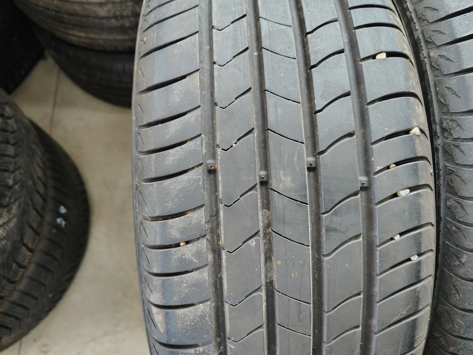 Гуми Летни 215/55R18, снимка 4 - Гуми и джанти - 55843881