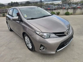 Toyota Auris 2.0 D-4D/ 124 к.с./ УНИКАЛНА, снимка 8