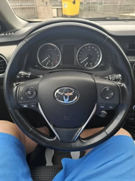 Toyota Auris 2.0 D-4D/ 124 к.с./ УНИКАЛНА, снимка 12