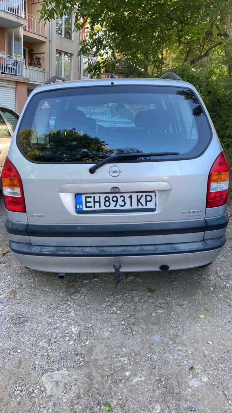 Opel Zafira 1.6, снимка 3 - Автомобили и джипове - 47279305