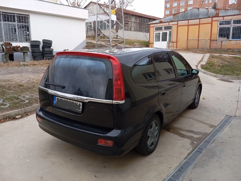 Honda Stream 2.0, снимка 2 - Автомобили и джипове - 48078038