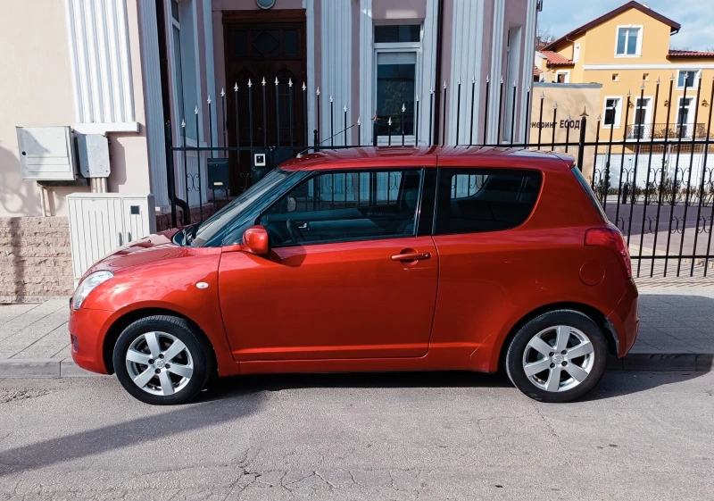 Suzuki Swift 1.4i, снимка 2 - Автомобили и джипове - 48919120