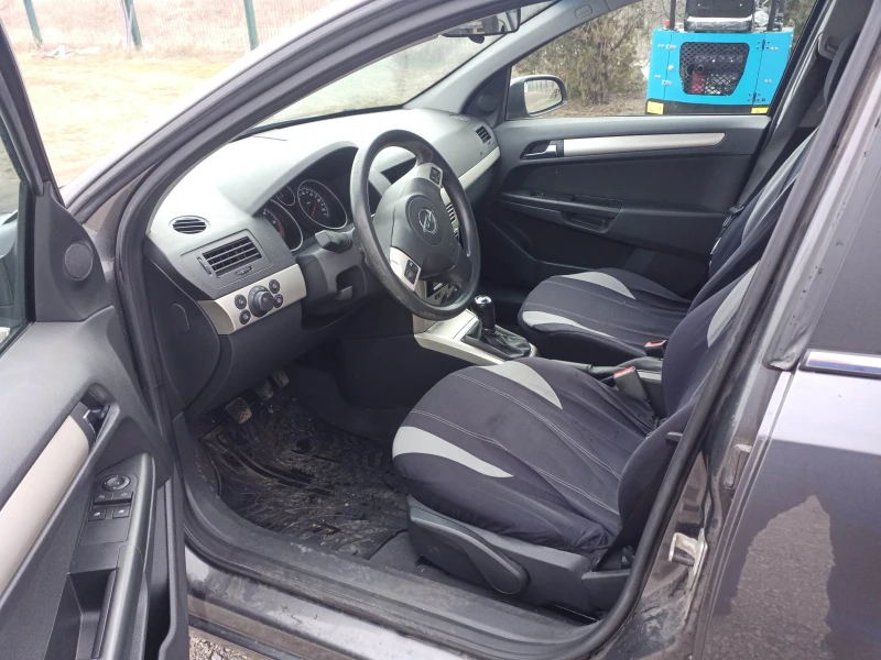 Opel Astra, снимка 12 - Автомобили и джипове - 49302648