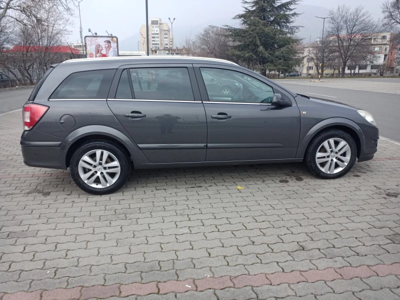 Opel Astra, снимка 5 - Автомобили и джипове - 49302648