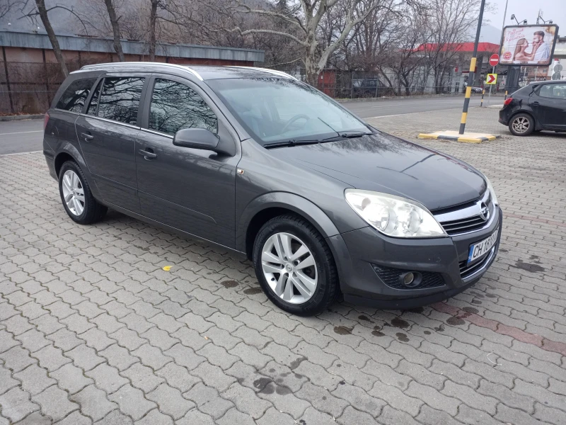 Opel Astra, снимка 6 - Автомобили и джипове - 49302648