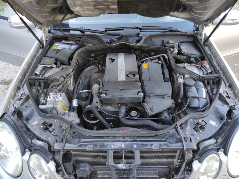 Mercedes-Benz E 200 2.0 ГАЗ, АВТОМАТ , снимка 16 - Автомобили и джипове - 51370939