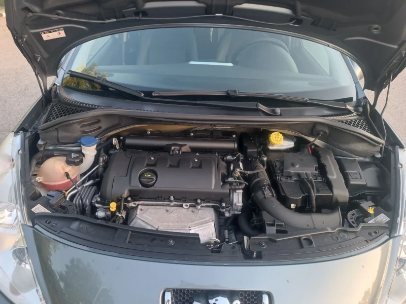 Peugeot 207 1.4 НОВ ВНОС , снимка 14 - Автомобили и джипове - 51592794