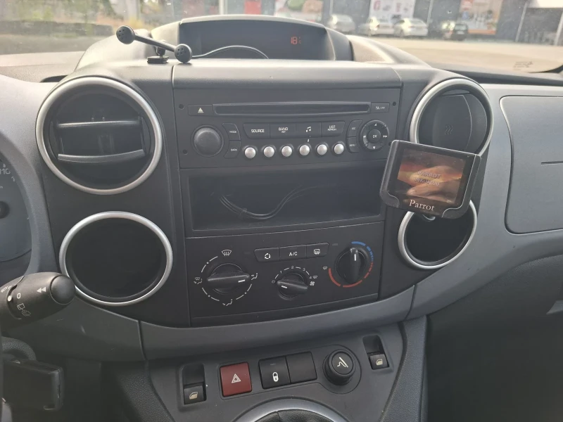 Citroen Berlingo, снимка 17 - Автомобили и джипове - 51905002