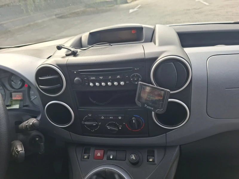Citroen Berlingo, снимка 11 - Автомобили и джипове - 51905002