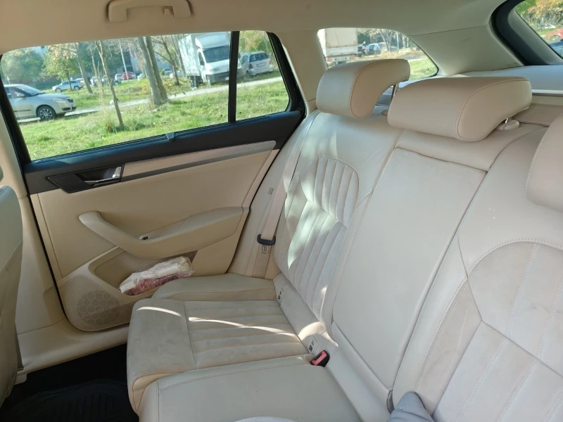 Skoda Superb 2.0 TSI 4x4 DSG 6, снимка 15 - Автомобили и джипове - 52682686
