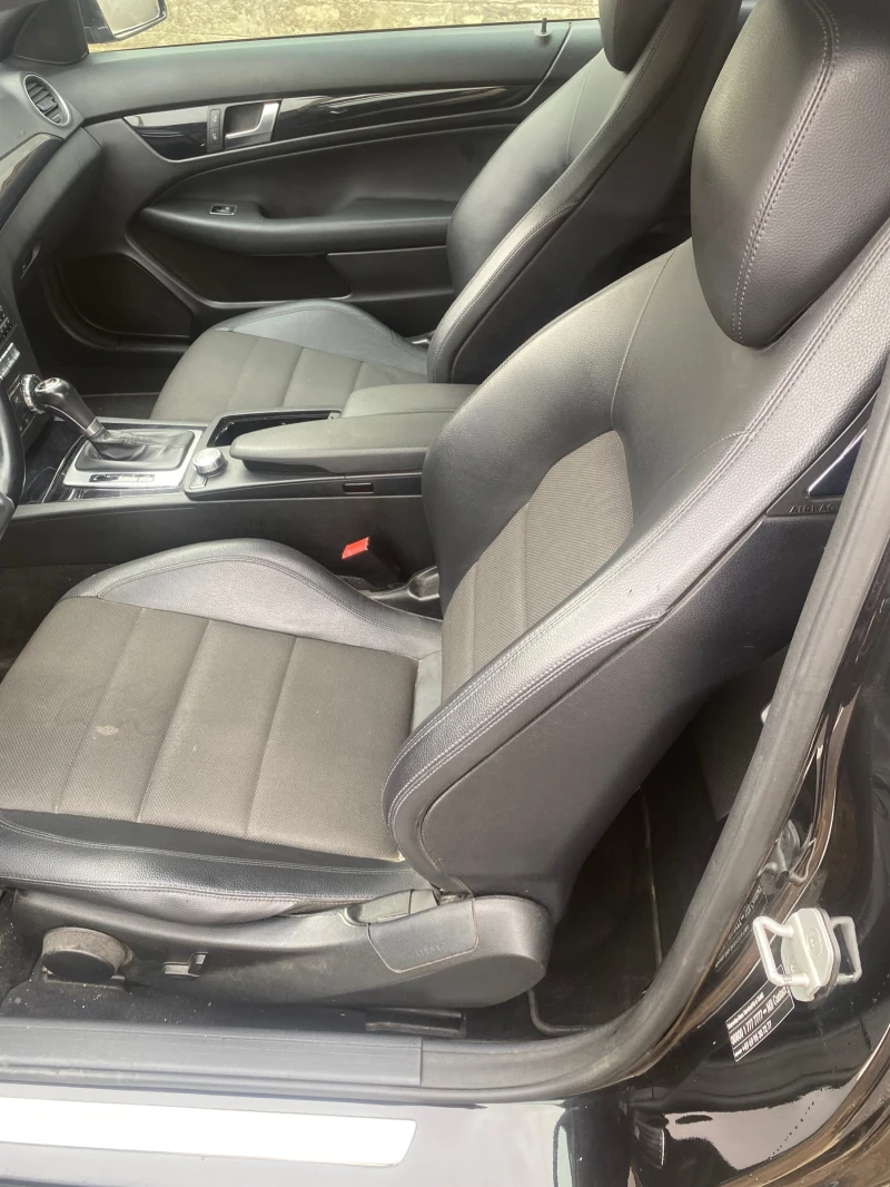 Mercedes-Benz C 220, снимка 8 - Автомобили и джипове - 52398102