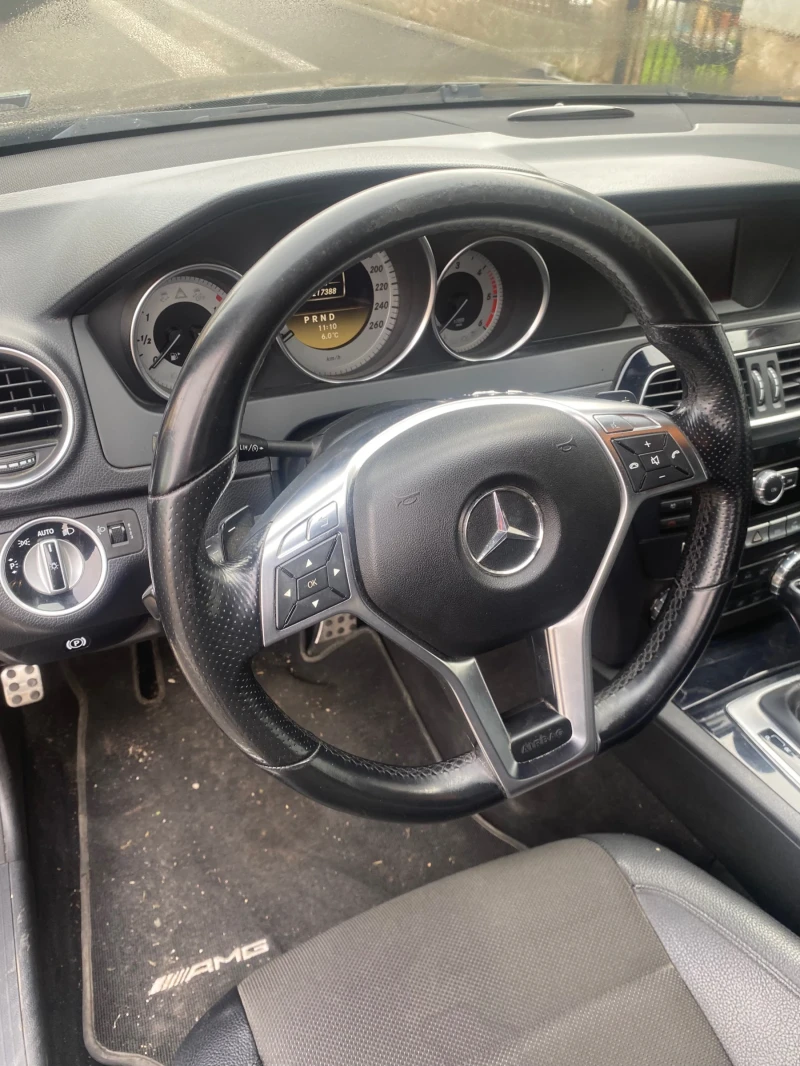 Mercedes-Benz C 220, снимка 7 - Автомобили и джипове - 52398102