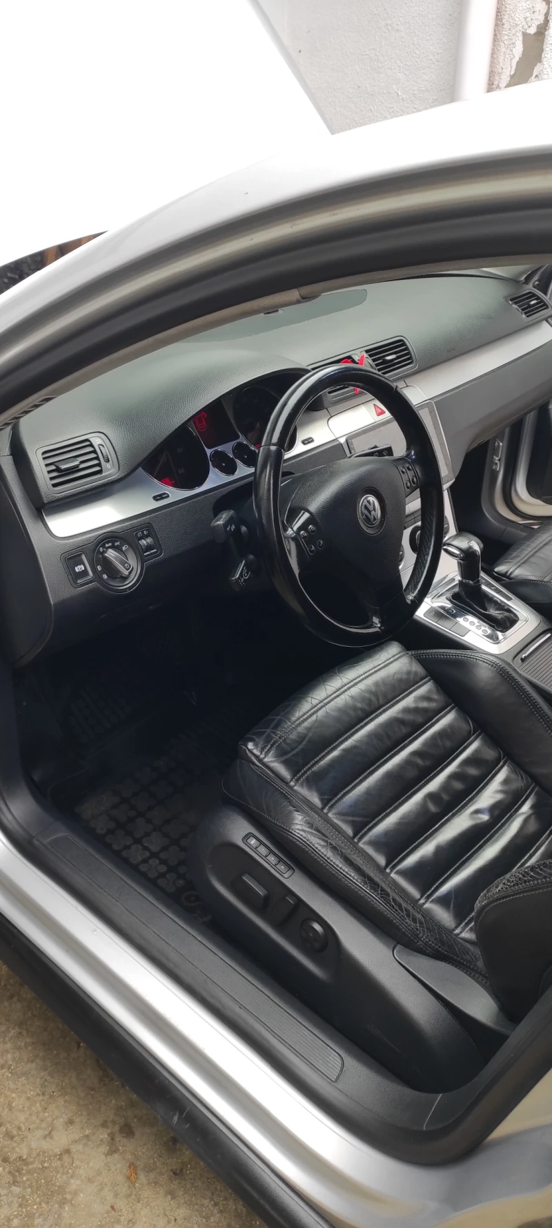 VW Passat 2.0 TDI, снимка 11 - Автомобили и джипове - 52777194