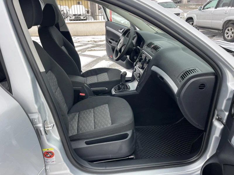 Skoda Octavia 4X4 1.8TSI 160к 137 000км  КЛИМАТРОНИК ВНОС ИТАЛИЯ, снимка 10 - Автомобили и джипове - 53037800