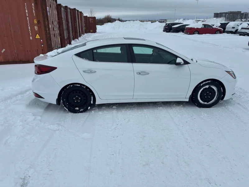 Hyundai Elantra * Ultimate * CARFAX * БЕЗ ПЪРВОНАЧАЛНА ВНОСКА, снимка 4 - Автомобили и джипове - 53075732