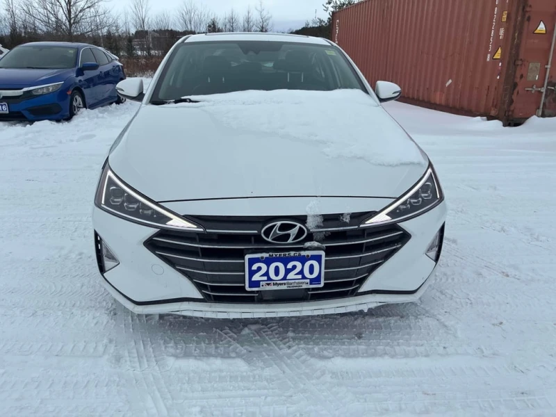 Hyundai Elantra * Ultimate * CARFAX * БЕЗ ПЪРВОНАЧАЛНА ВНОСКА, снимка 3 - Автомобили и джипове - 53075732
