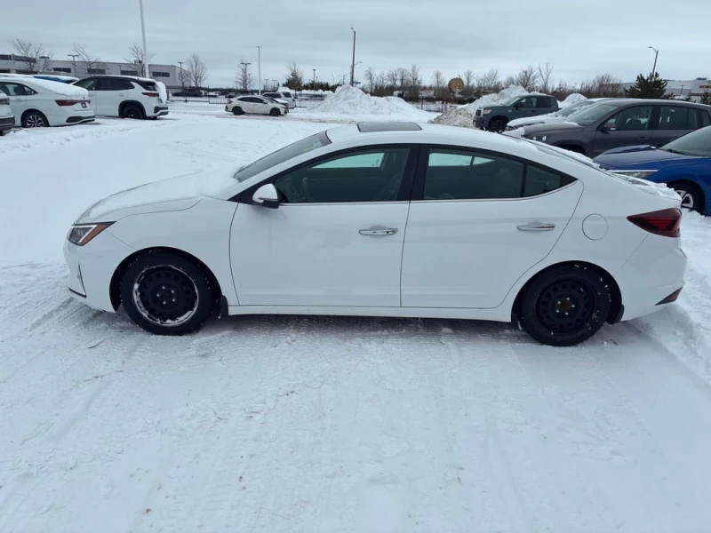 Hyundai Elantra * Ultimate * CARFAX * БЕЗ ПЪРВОНАЧАЛНА ВНОСКА, снимка 2 - Автомобили и джипове - 53075732