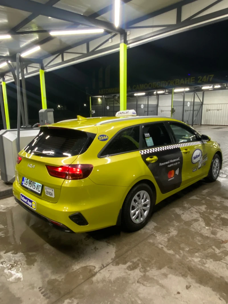 Kia Ceed 1.5T  Газ , снимка 3 - Автомобили и джипове - 53204769