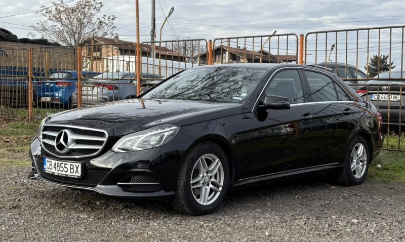 Mercedes-Benz E 220 Facelift/9G-TRONIC, снимка 4 - Автомобили и джипове - 53596906