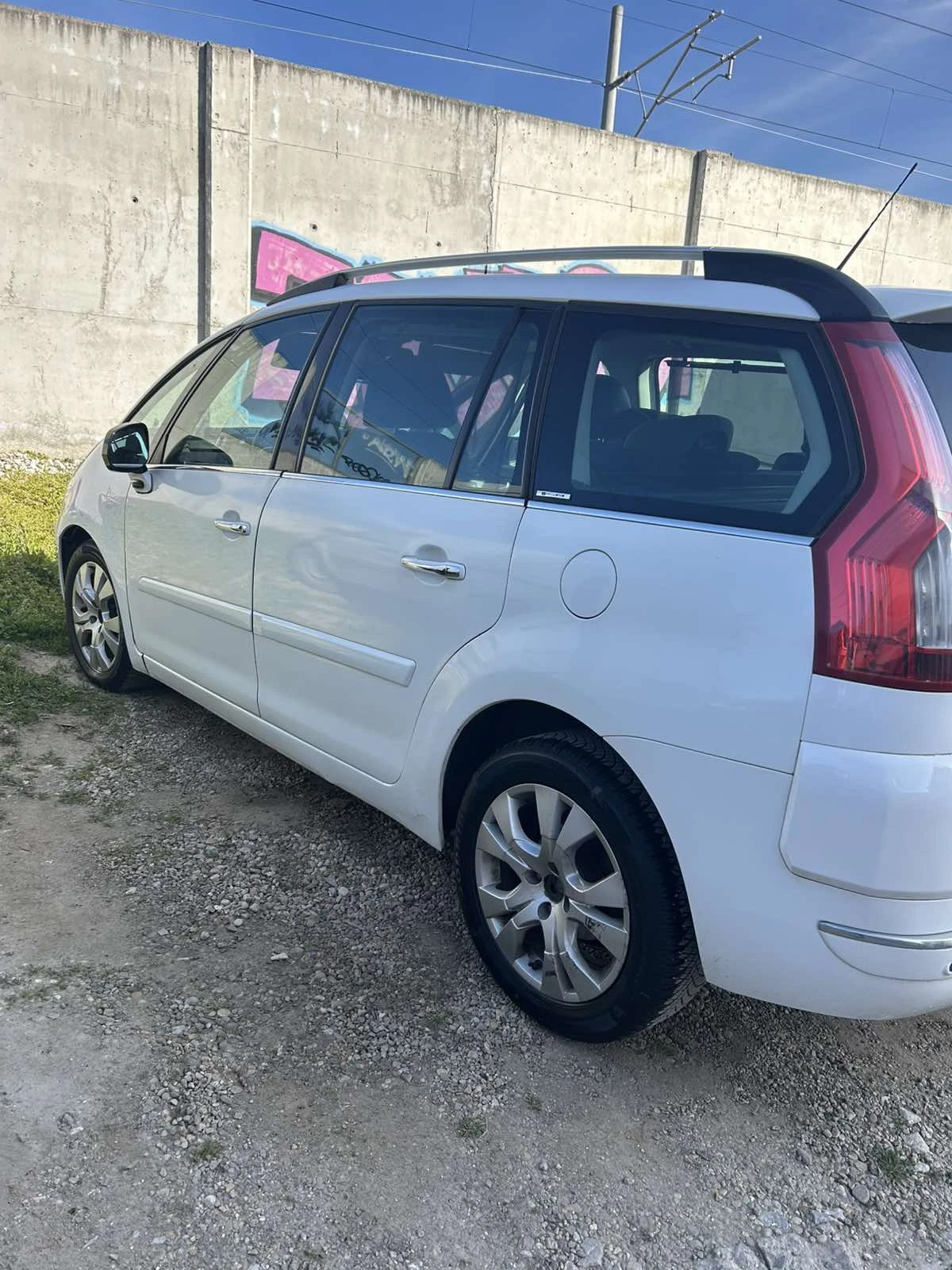 Citroen Grand C4 Picasso 2.0 HDI, снимка 7 - Автомобили и джипове - 49490941