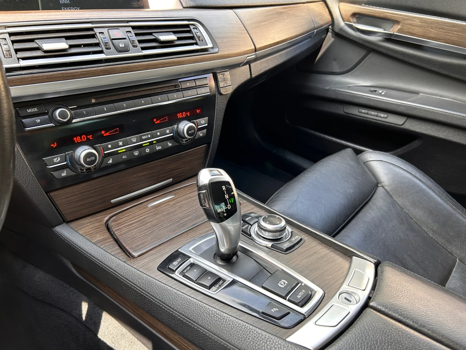BMW 730 D Distronic, SoftClose, Night Vision, ShadowLine - изображение 8
