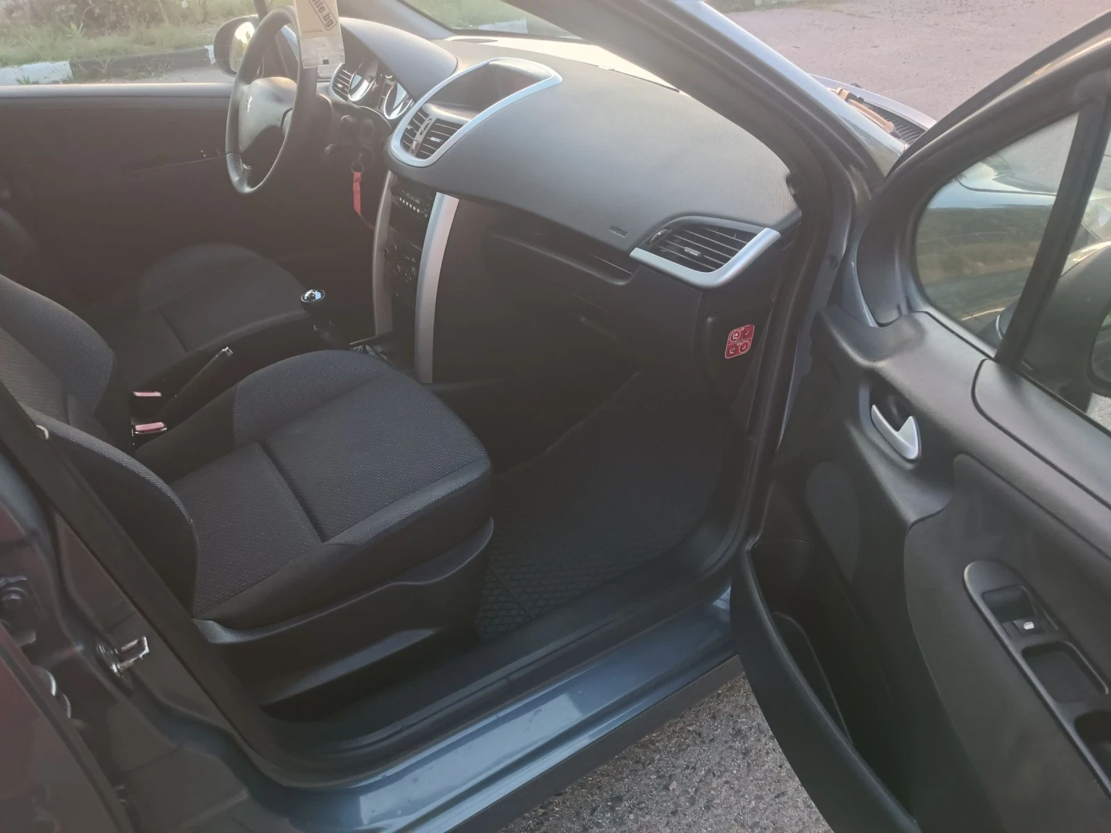 Peugeot 207 1.4 НОВ ВНОС  - изображение 10