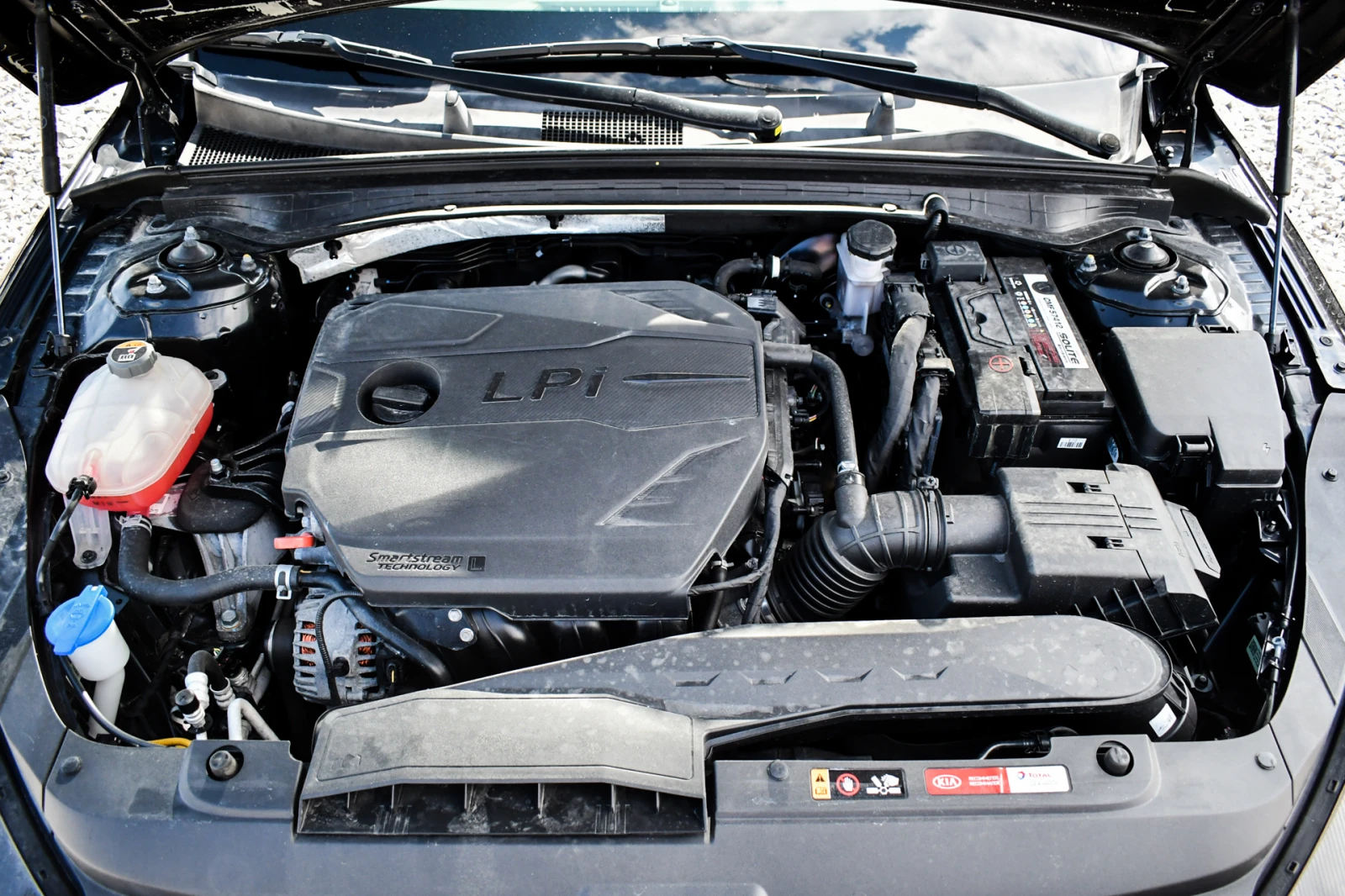 Kia K5 2.0 LPI | Mobile.bg   17