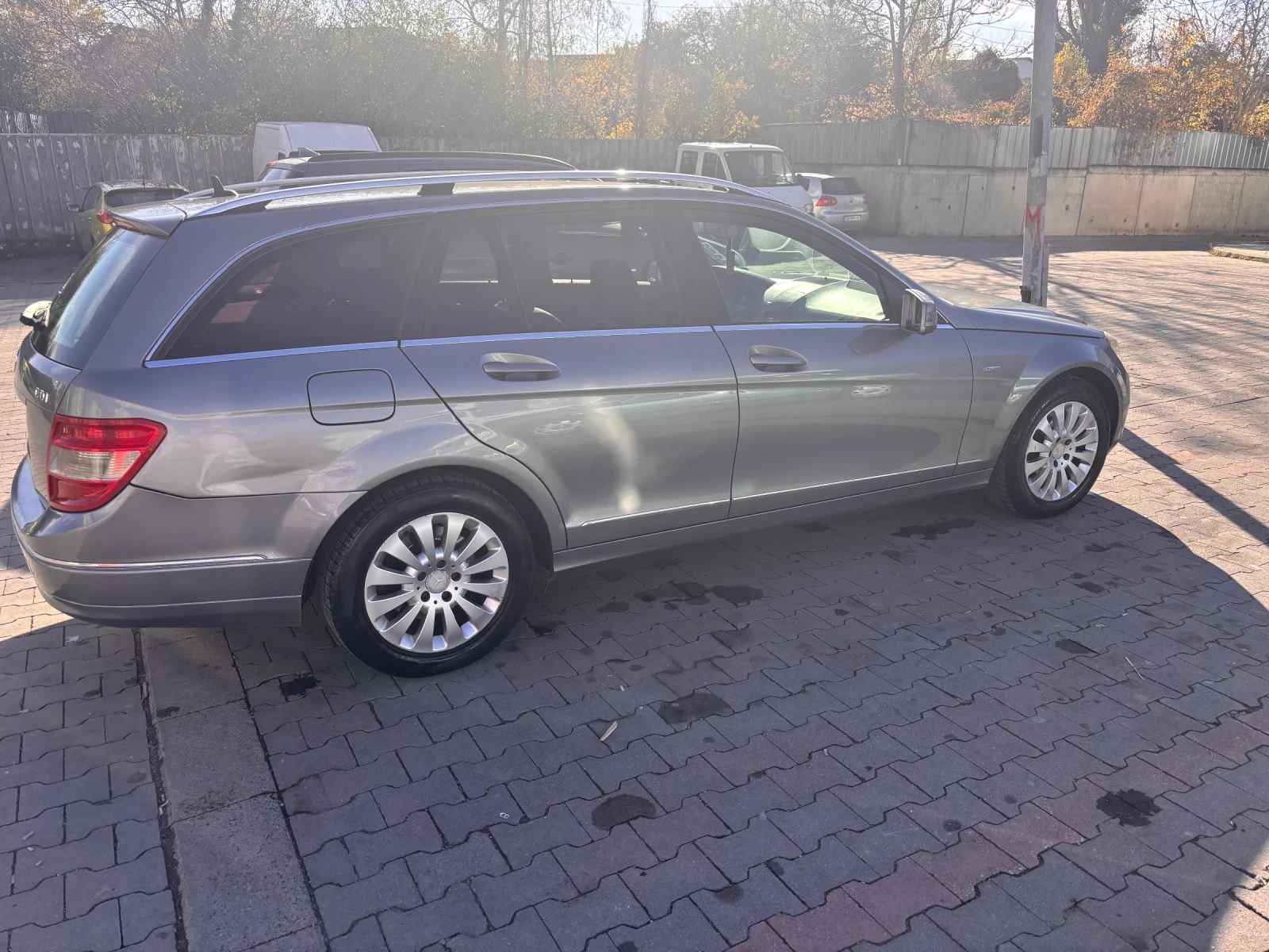 Mercedes-Benz C 220  - изображение 9