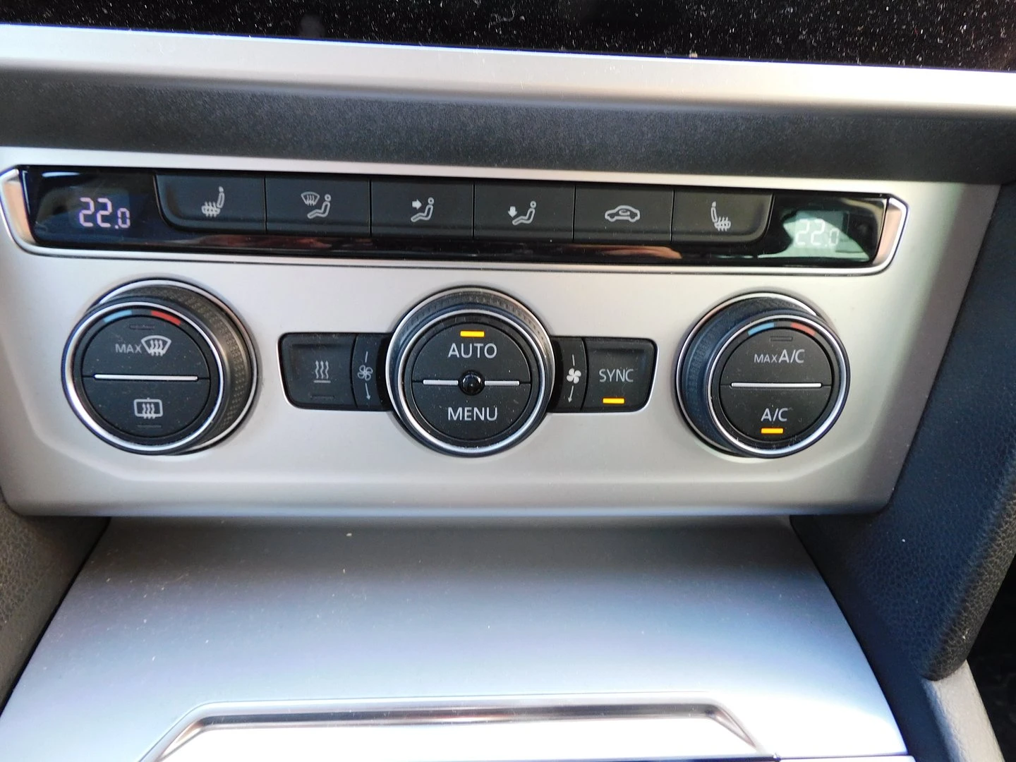 VW Passat Comfortline 2.0TDI BMT | Mobile.bg   11