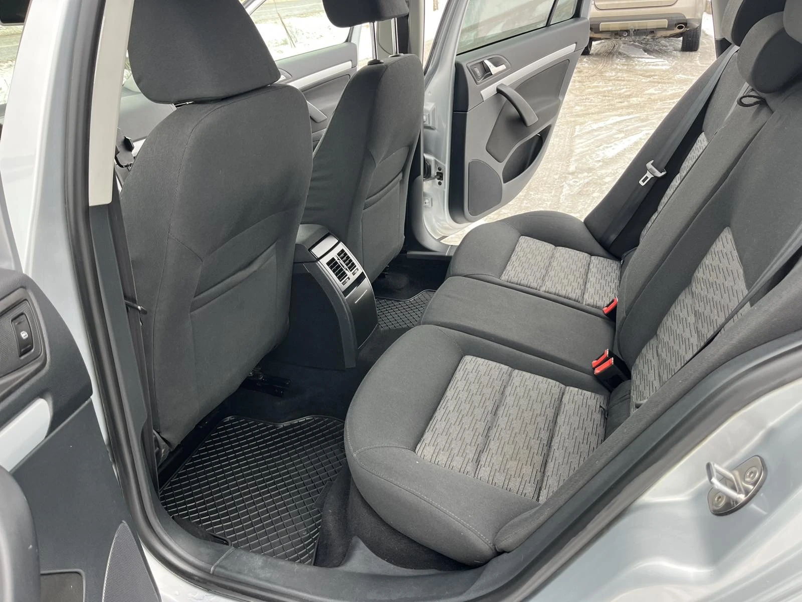 Skoda Octavia 4X4 1.8TSI 160к 137 000км  КЛИМАТРОНИК ВНОС ИТАЛИЯ - изображение 8