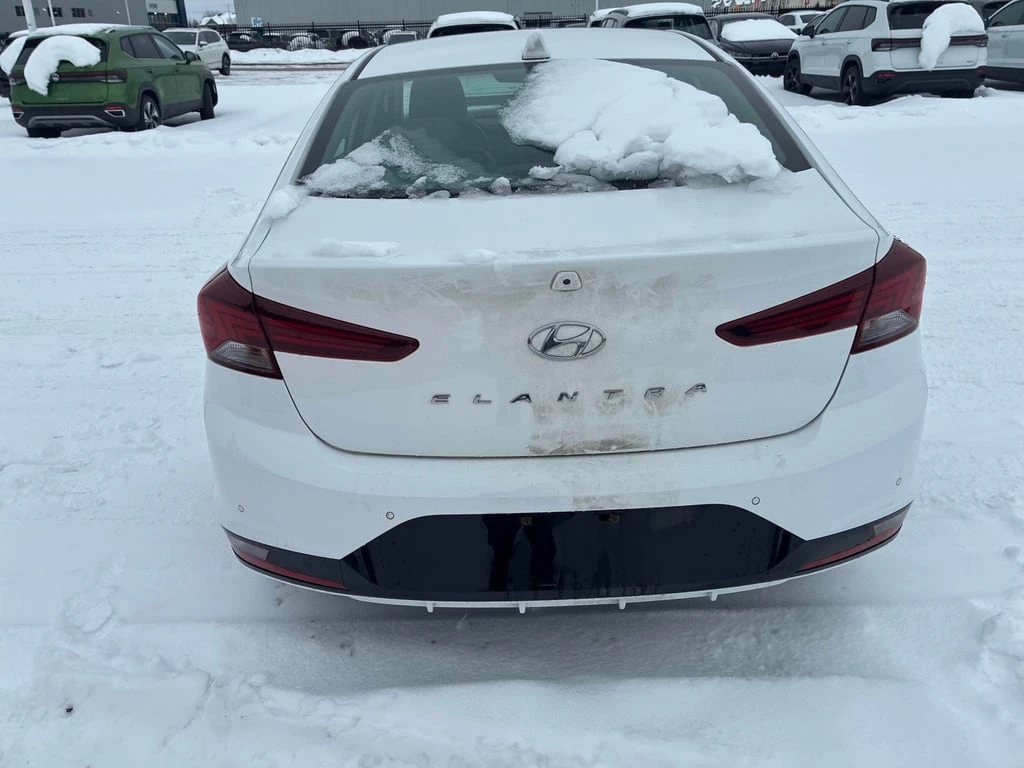 Hyundai Elantra * Ultimate * CARFAX * ��� ������������ ������ | Mobile.bg � ����������� 5