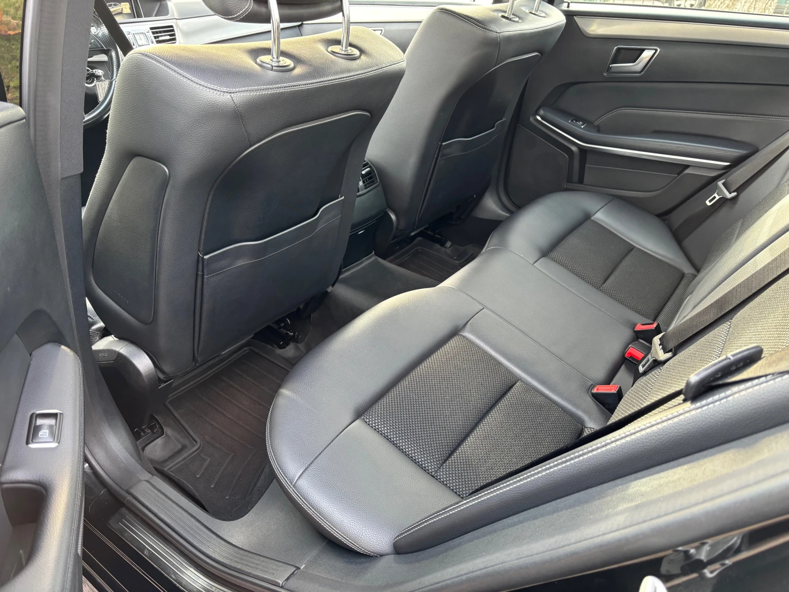 Mercedes-Benz E 220 Facelift/9G-TRONIC - изображение 9