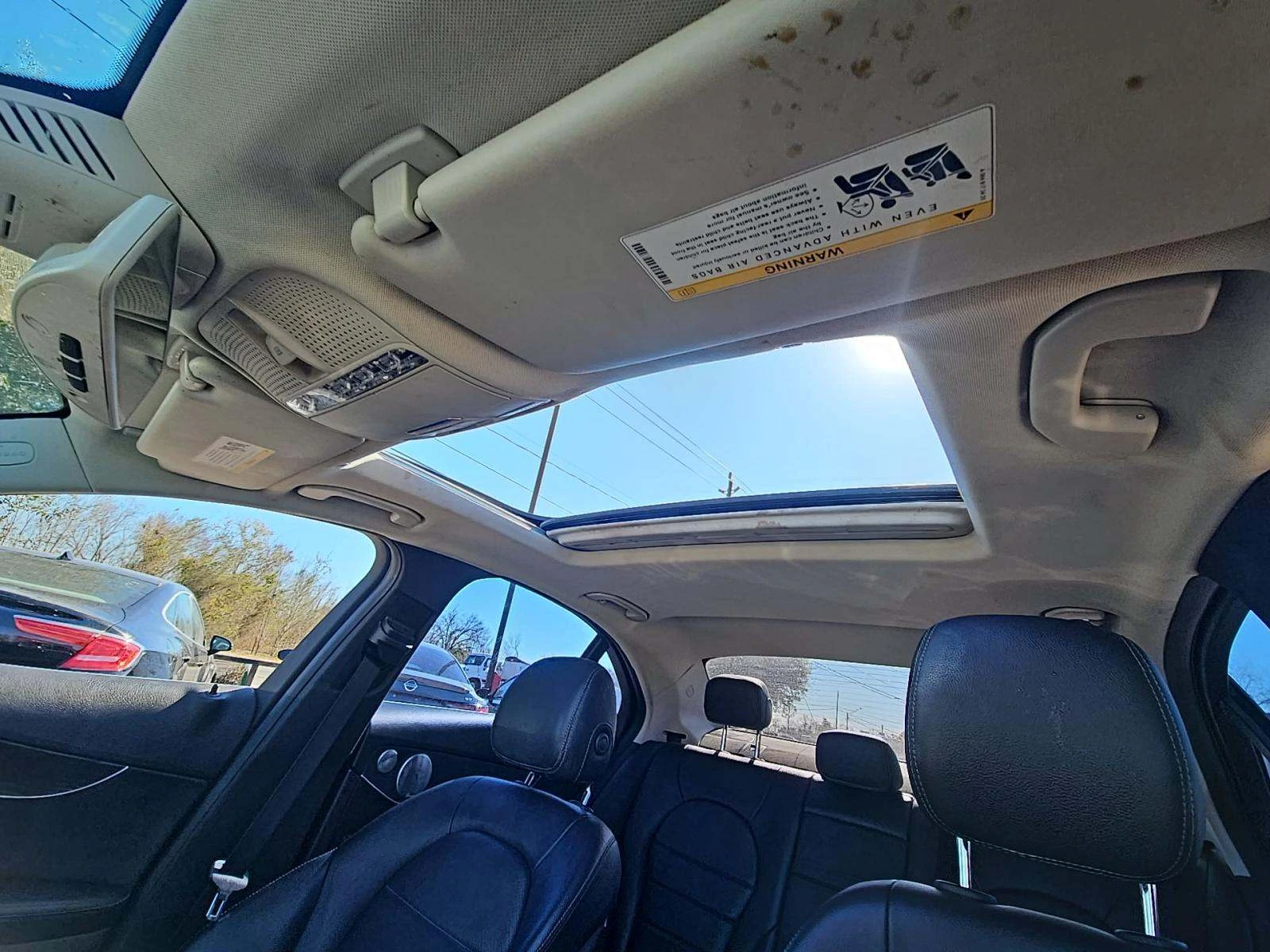 Mercedes-Benz C 300 4MATIC, снимка 9 - Автомобили и джипове - 53759172