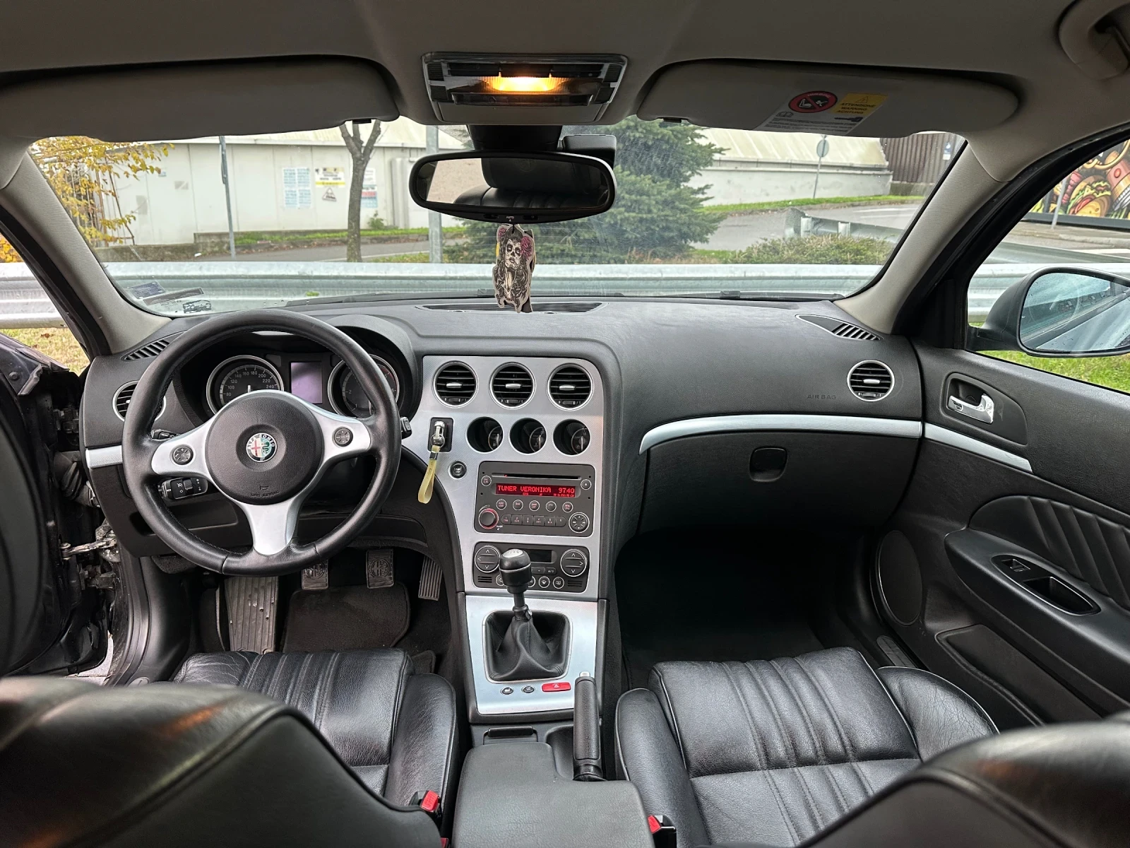 Alfa Romeo 159 1.9 JTD, снимка 8 - Автомобили и джипове - 53814276