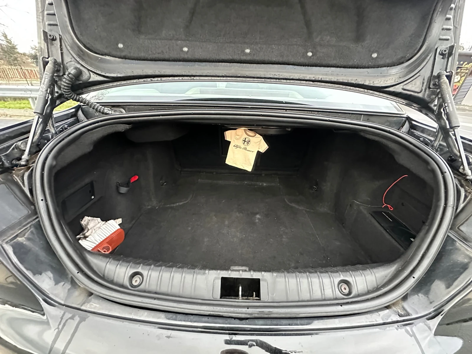 Alfa Romeo 159 1.9 JTD, снимка 7 - Автомобили и джипове - 53814276