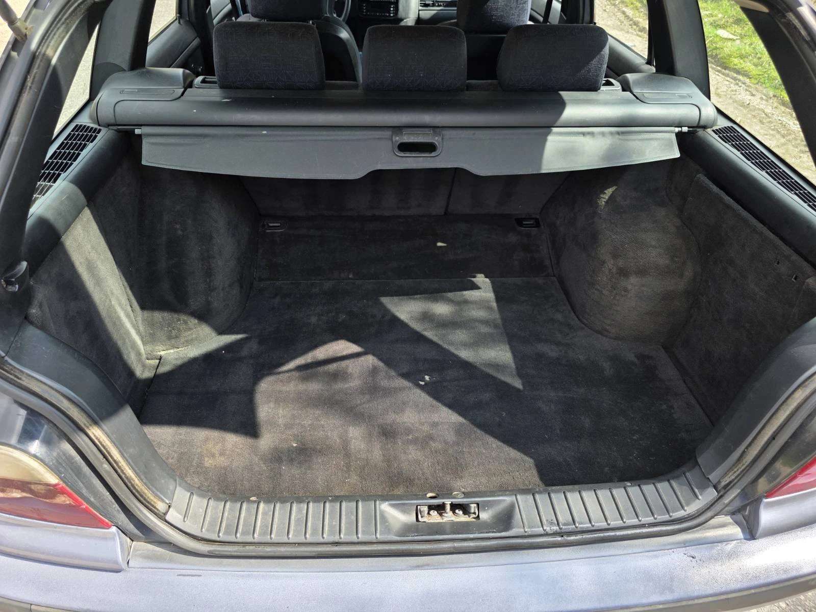 BMW 320 LPG, снимка 11 - Автомобили и джипове - 53977683