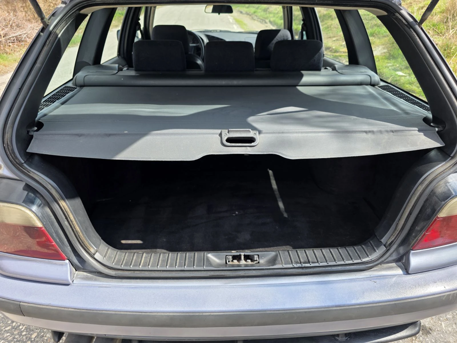 BMW 320 LPG, снимка 10 - Автомобили и джипове - 53977683