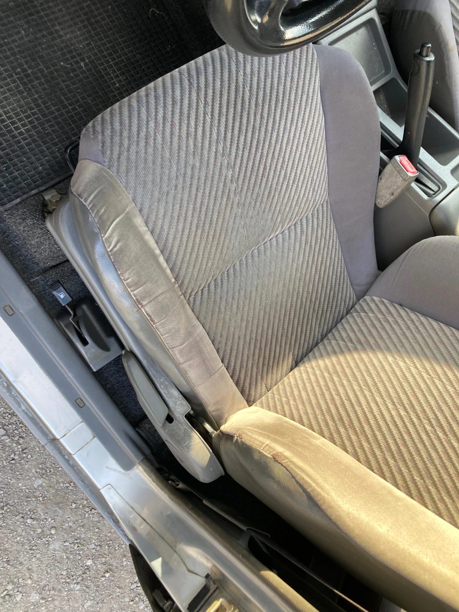 Isuzu Pickup 3100 TD 109 ks Klimatik BEZ RAjDA, снимка 10 - Автомобили и джипове - 53977570