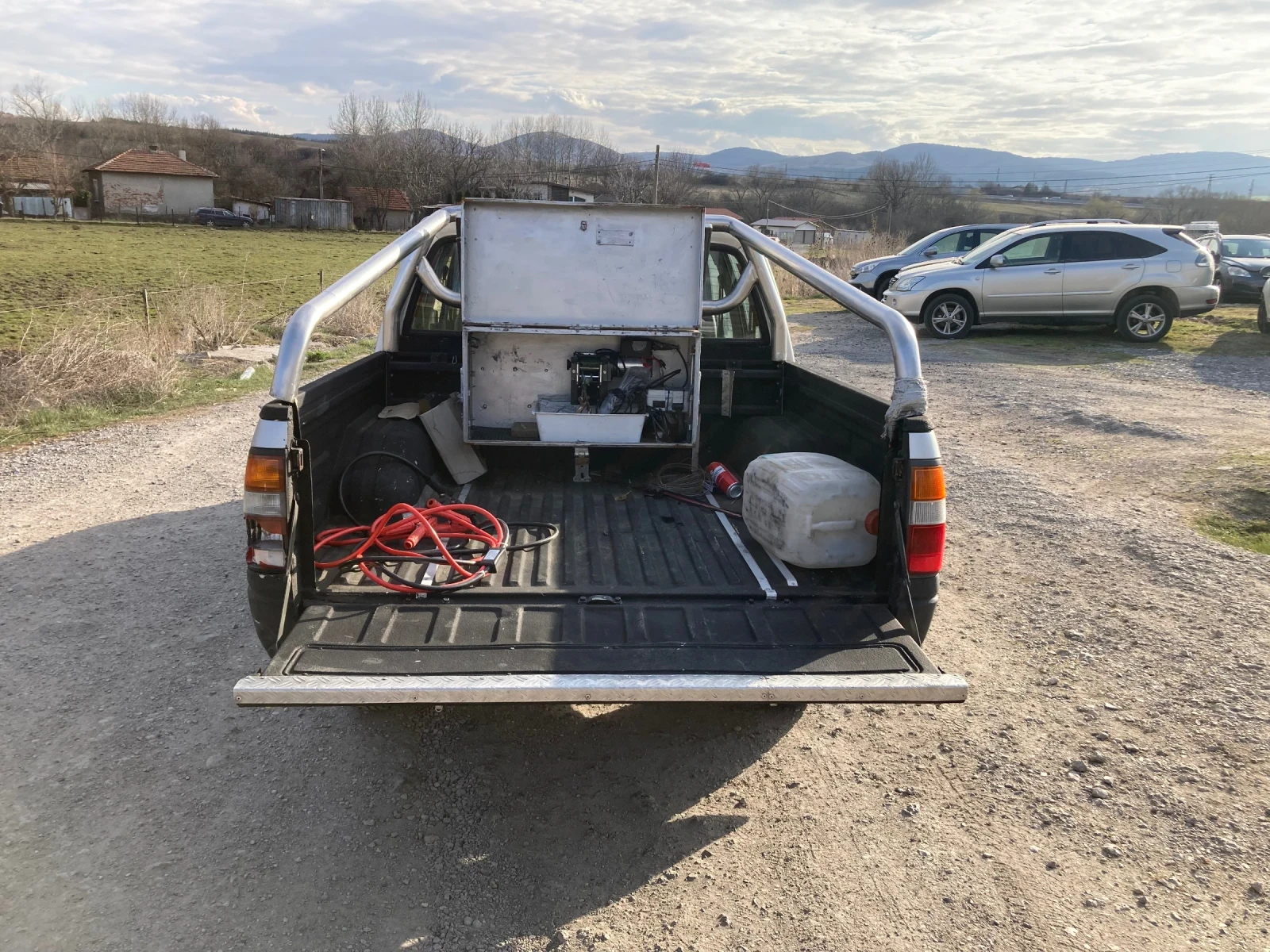 Isuzu Pickup 3100 TD 109 ks Klimatik BEZ RAjDA, снимка 5 - Автомобили и джипове - 53977570