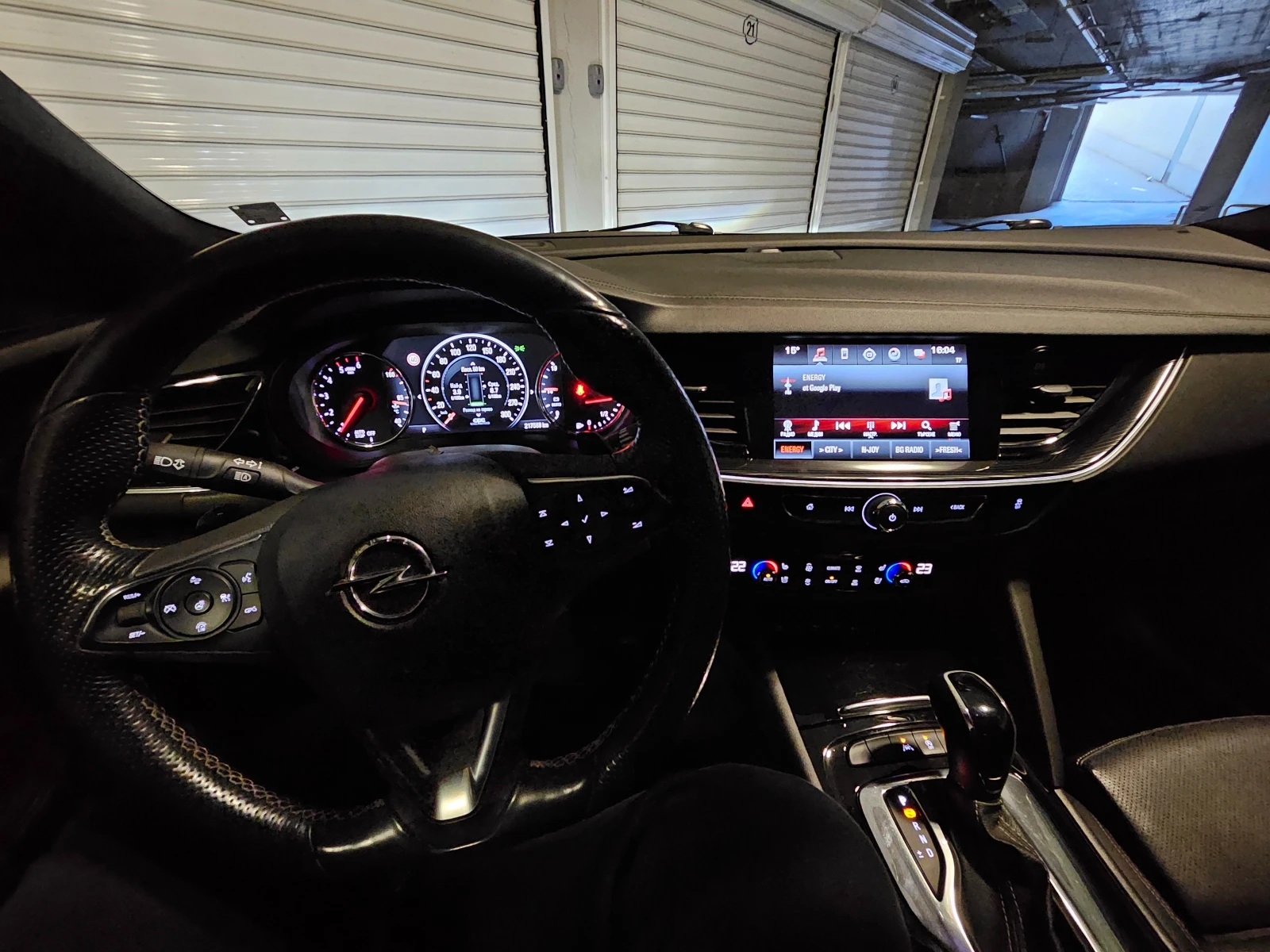 Opel Insignia Exclusive, снимка 15 - Автомобили и джипове - 54115824