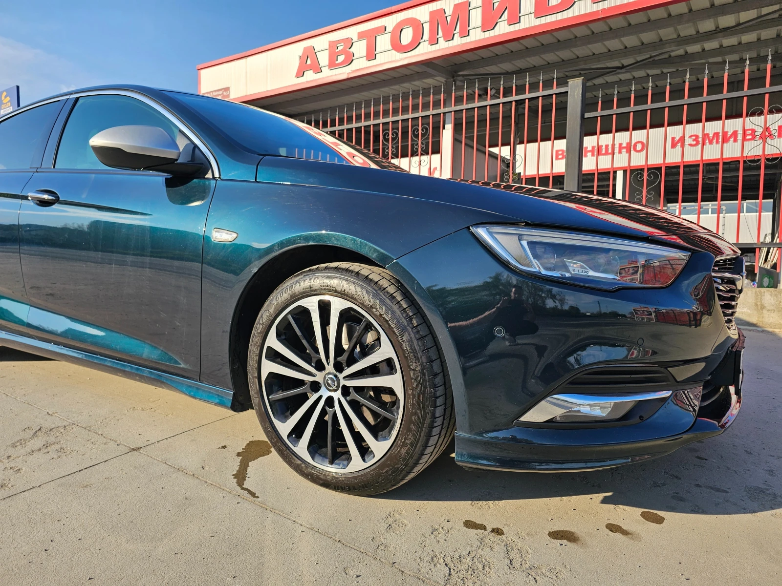 Opel Insignia Exclusive, снимка 4 - Автомобили и джипове - 54115824