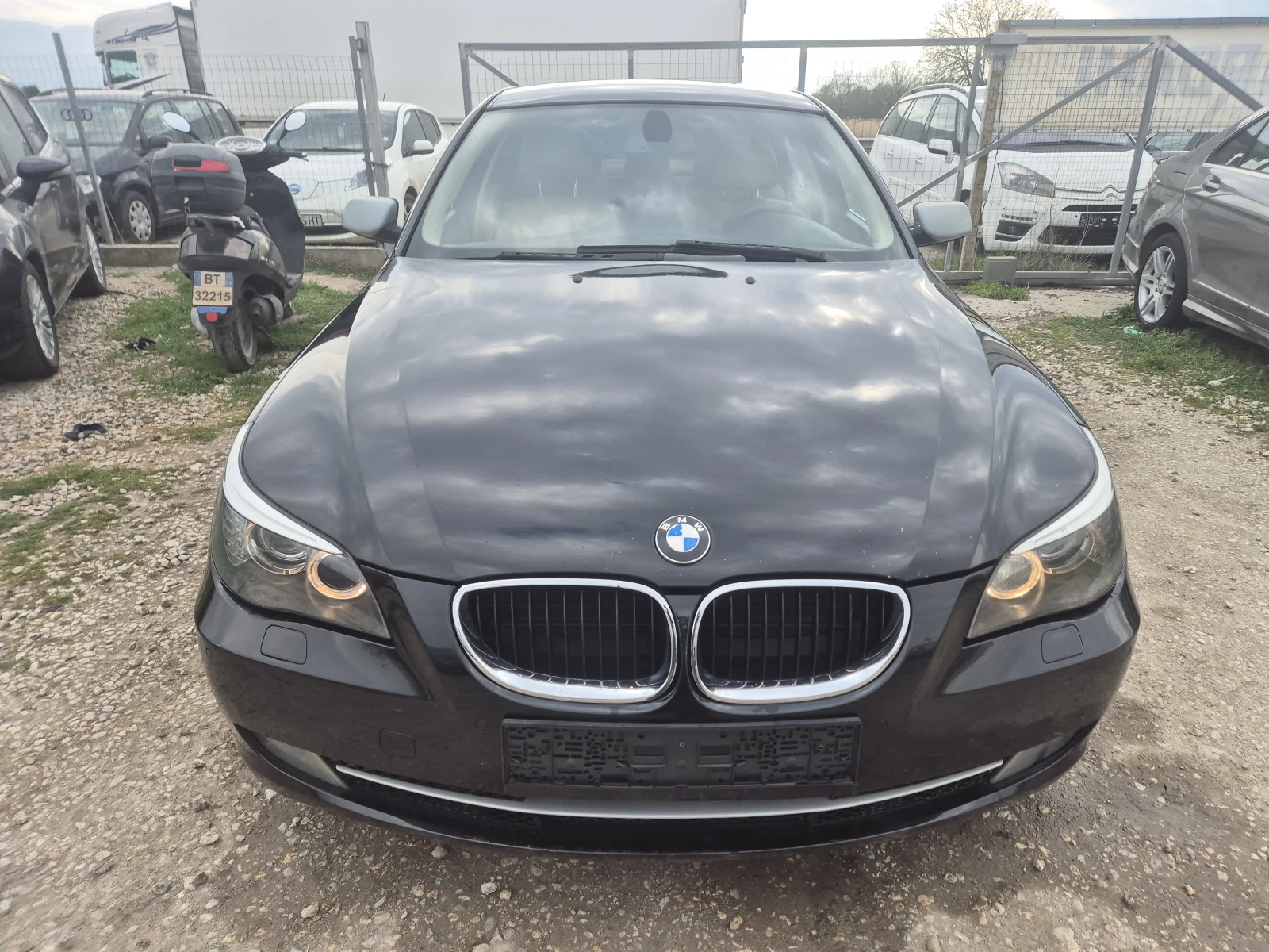 BMW 520, снимка 2 - Автомобили и джипове - 54168579