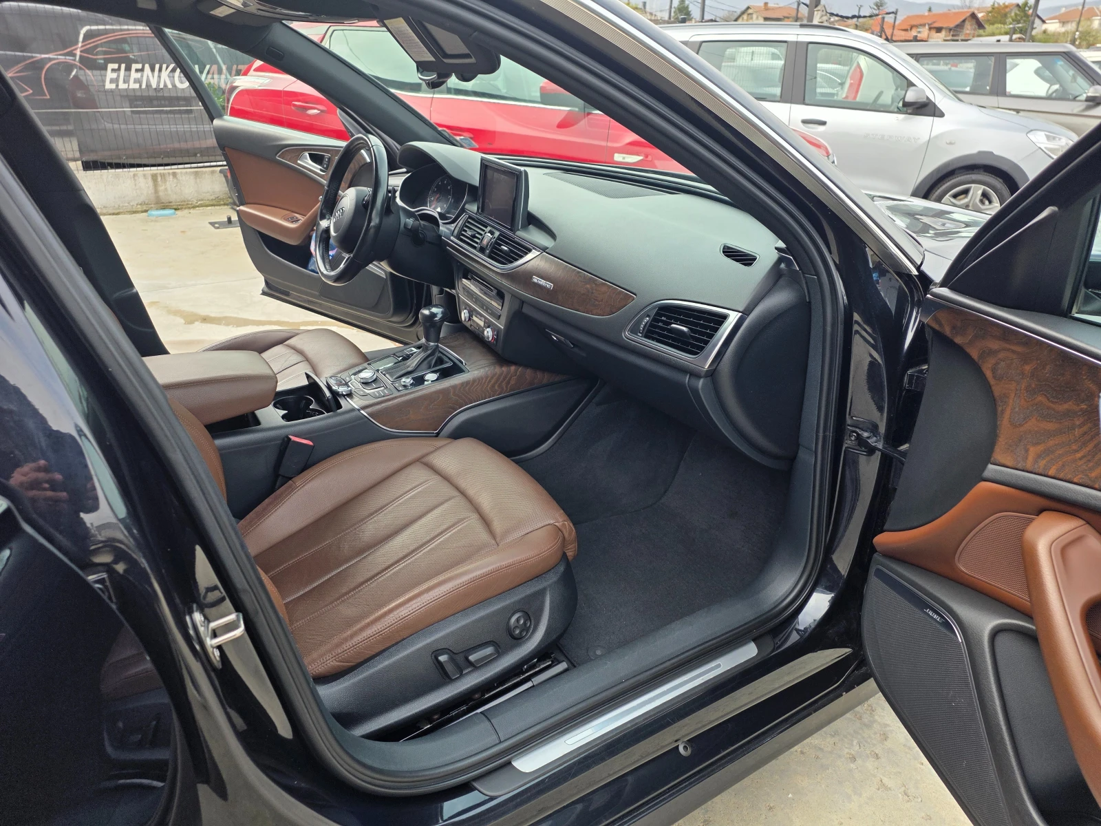 Audi A6 3.0 TFSI-310к.с S-line PRESTIGE 4X4, снимка 12 - Автомобили и джипове - 54196046