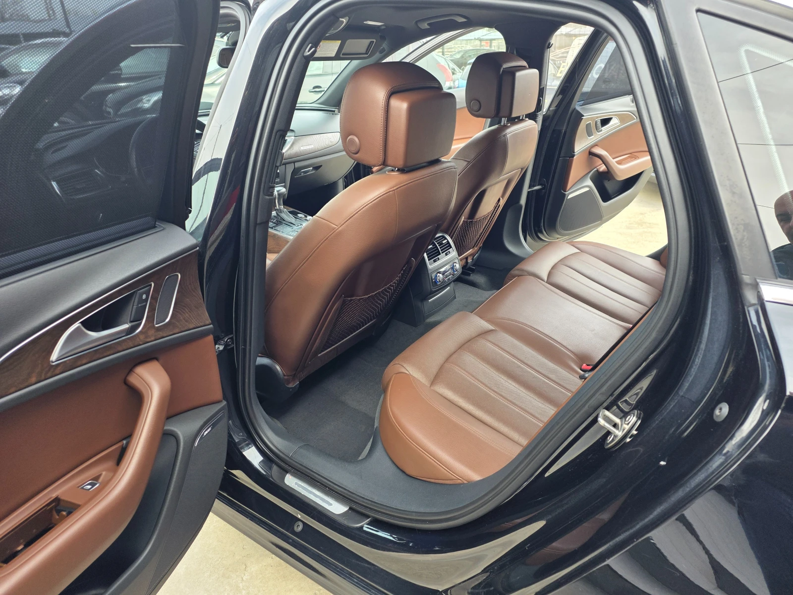 Audi A6 3.0 TFSI-310к.с S-line PRESTIGE 4X4, снимка 13 - Автомобили и джипове - 54196046