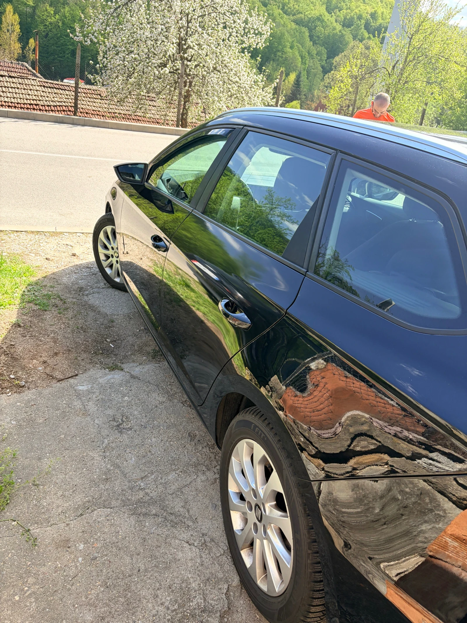 Seat Leon, снимка 4 - Автомобили и джипове - 54333546