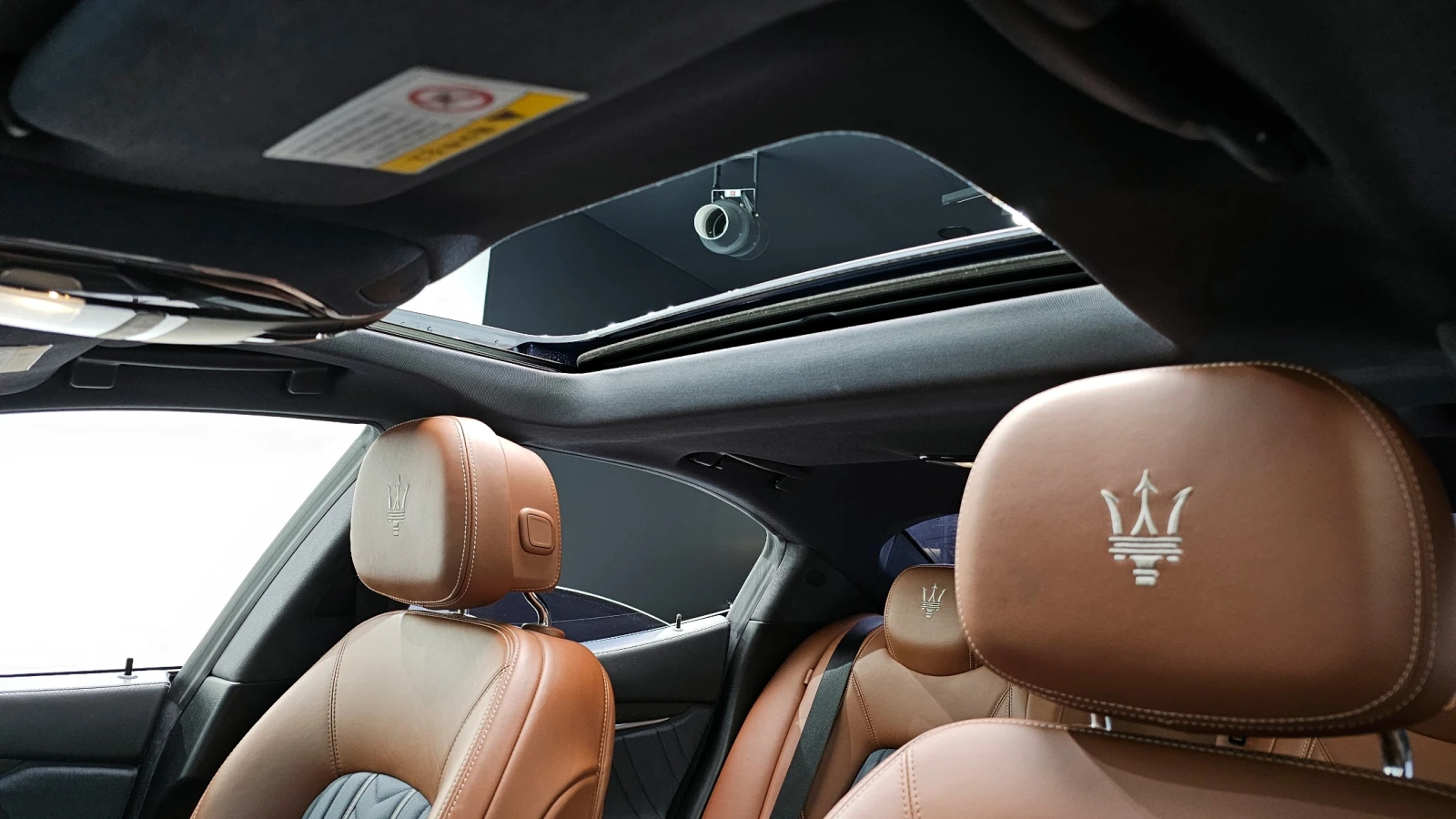 Maserati Ghibli 3.0 , снимка 15 - Автомобили и джипове - 54768708